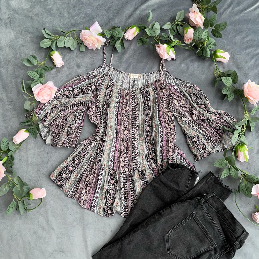 Altar’d state off shoulder top